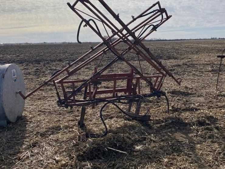 sprayer-boom-image-1