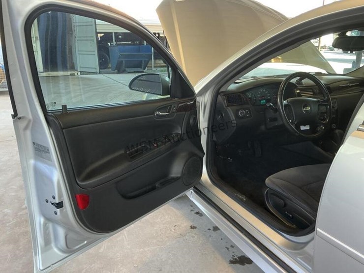 2014-chevrolet-impala-sdn-image-20