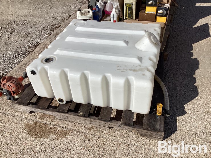 50-gal-plastic-oil-tank-&-other-miscellaneous-items-image-12