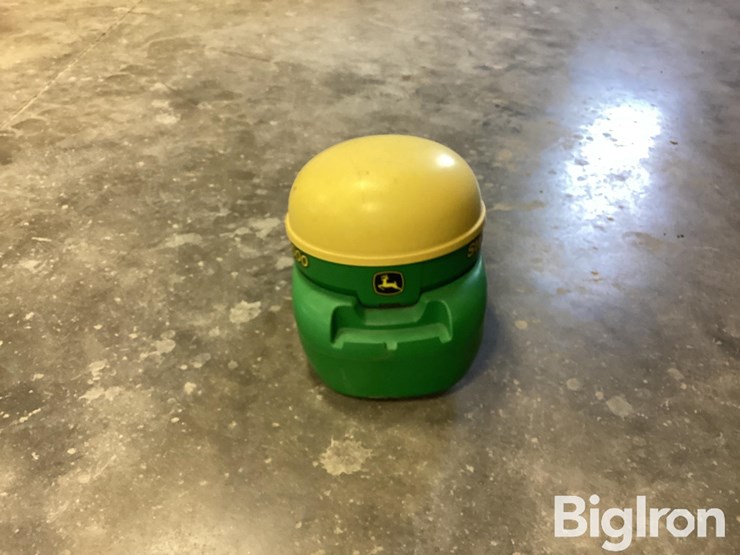 2015-john-deere-3000-image-4