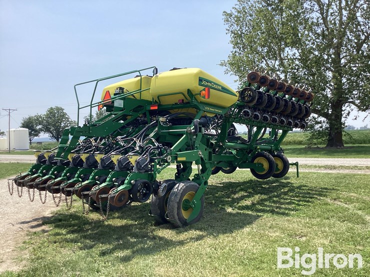 2012-john-deere-1790-image-5