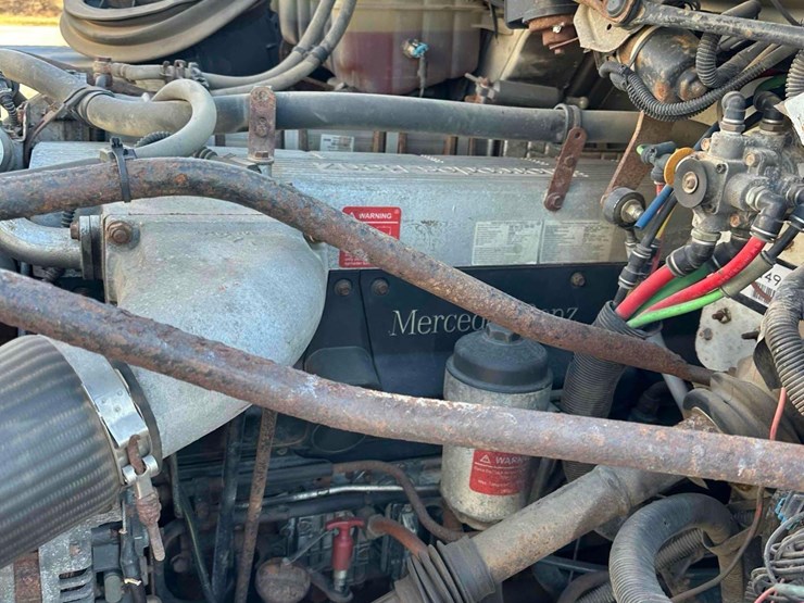 2006-freightliner-business-class-roll-off-image-21