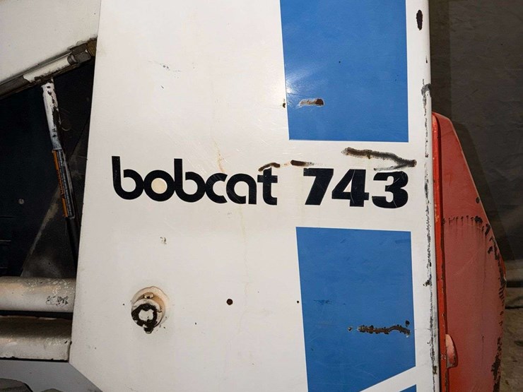 bobcat-743-image-2