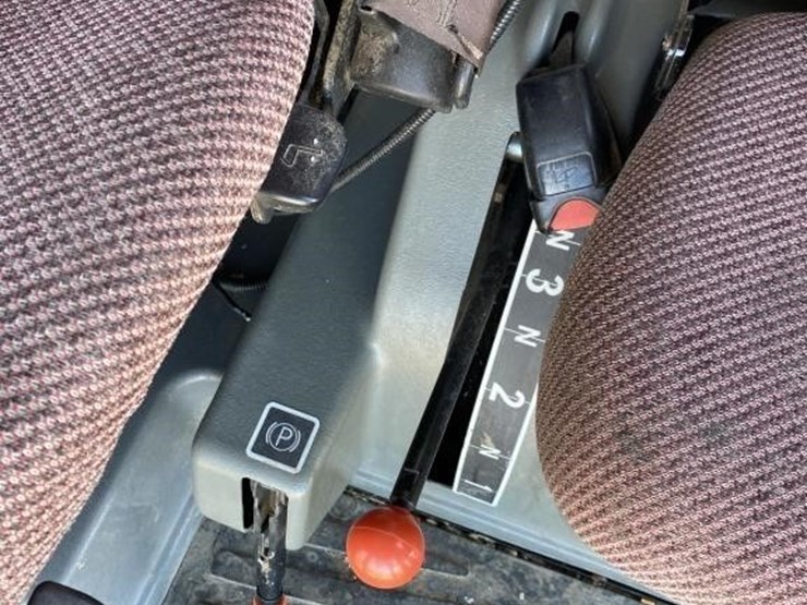 massey-ferguson-9695-image-7