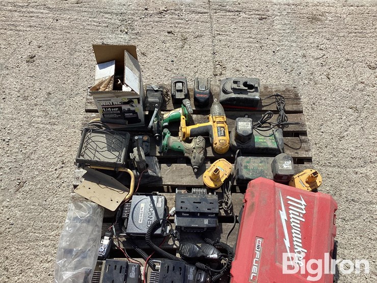 private-band-radios,-jd-impact-wrench,-dewalt-impact-wrench-image-11