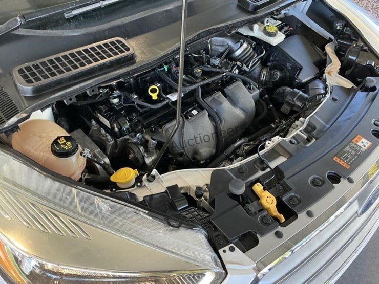 ford-escape-se-image-10