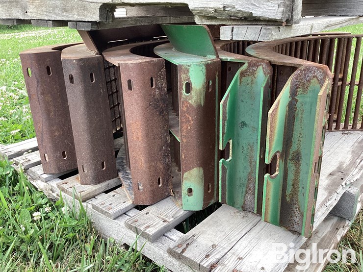 john-deere-60-image-16