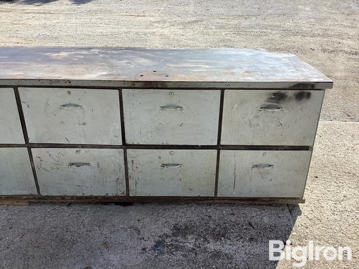 14-drawer-metal-work-bench-image-13