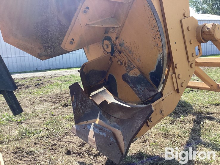 hurricane-24-ditcher-image-15