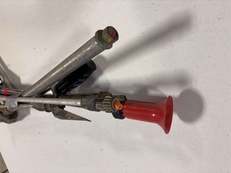 (2)-spray-wands-image-2