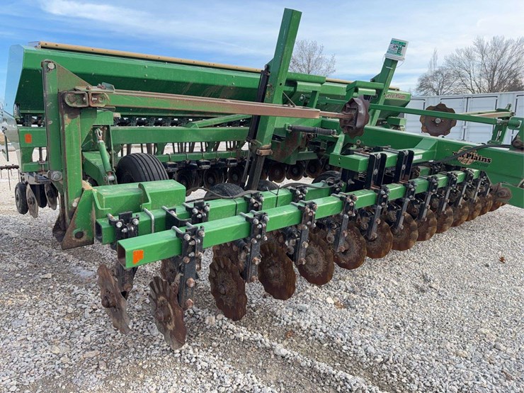 great-plains-20’-grain-drill-image-2