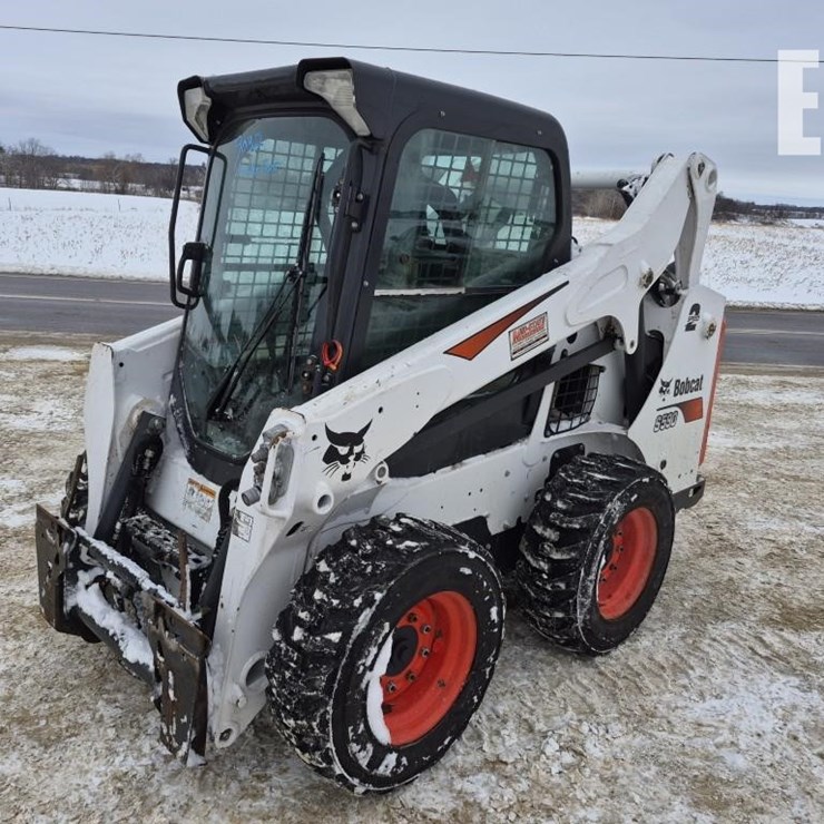 2019 BOBCAT S590
