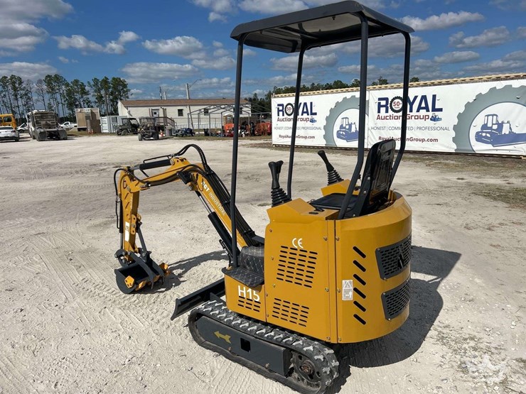 unused-2024-agt-h15-mini-excavator-image-4