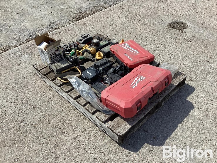 private-band-radios,-jd-impact-wrench,-dewalt-impact-wrench-image-7