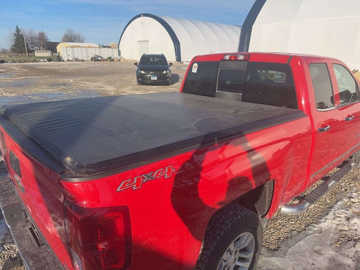 2016-chevrolet-silverado-1500-image-2