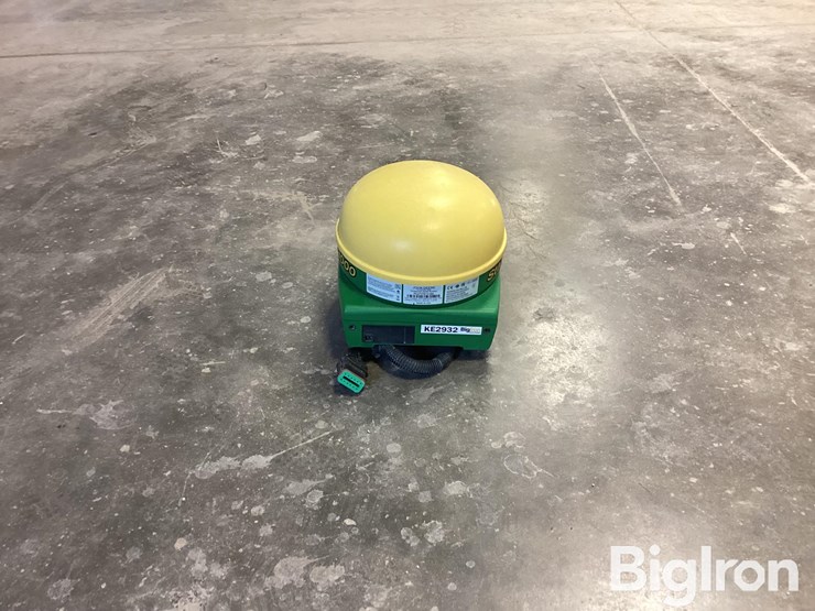 2015-john-deere-3000-image-8