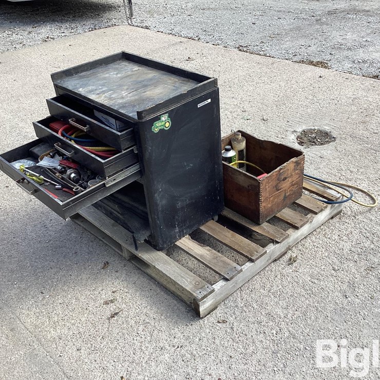 A/C Repair Parts w/ Toolbox