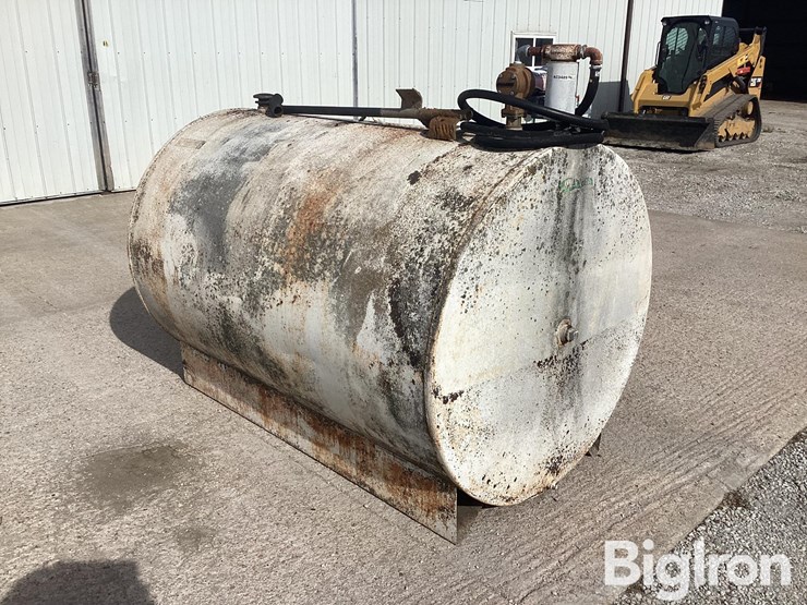 fuel-barrel-w/-fill-rite-pump-image-1