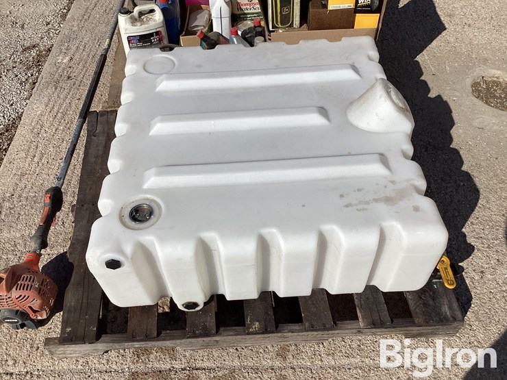 50-gal-plastic-oil-tank-&-other-miscellaneous-items-image-13