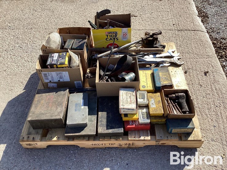 large-end-wrenches,-sockets,-o-ring-kits,-miscellaneous-tools-&-hardware-image-2