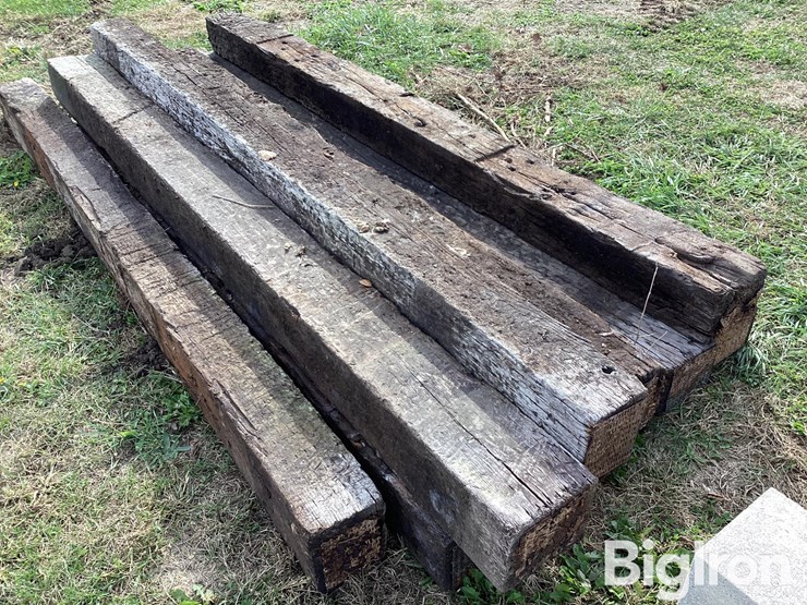 10'-railroad-ties-&-half-concrete-blocks-image-10