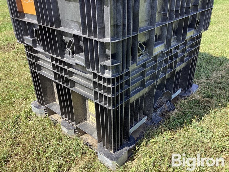 bulk-seed-tote-w/-lid-image-16