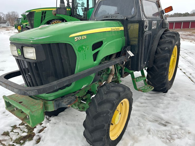 john-deere-5101en-image-3