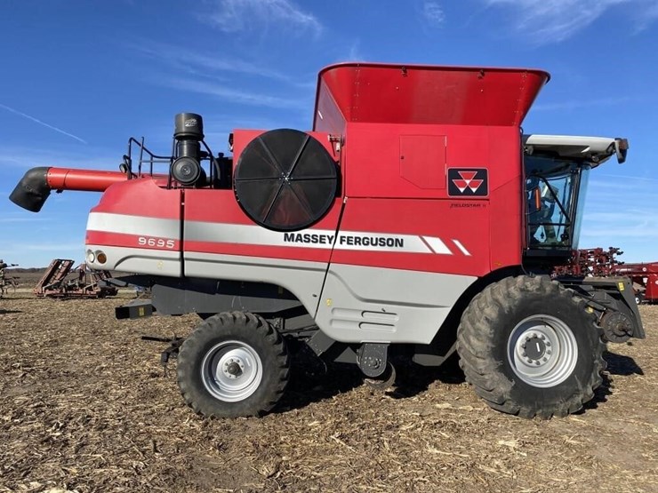 massey-ferguson-9695-image-1