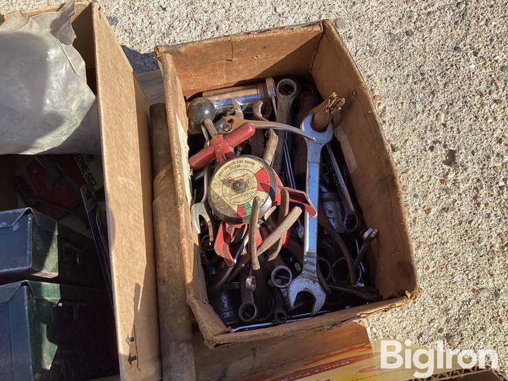 large-end-wrenches,-sockets,-o-ring-kits,-miscellaneous-tools-&-hardware-image-14