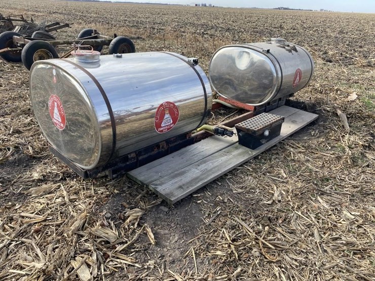 chen-farm-stainless-tanks-image-3