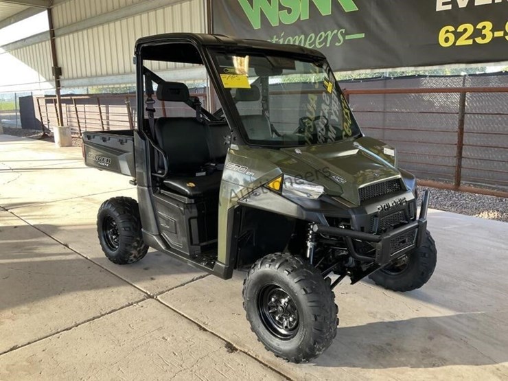 2015-polaris-ranger-image-2
