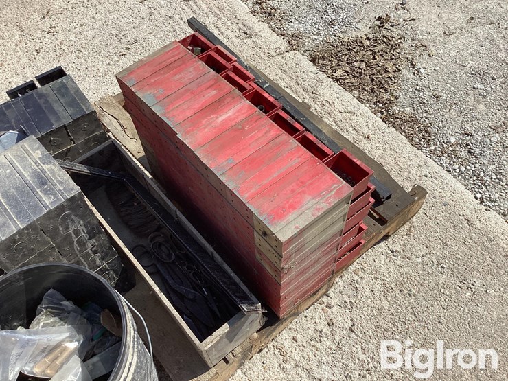 hardware-bins-w/-hardware-&-miscellaneous-fittings-&-tools-image-20