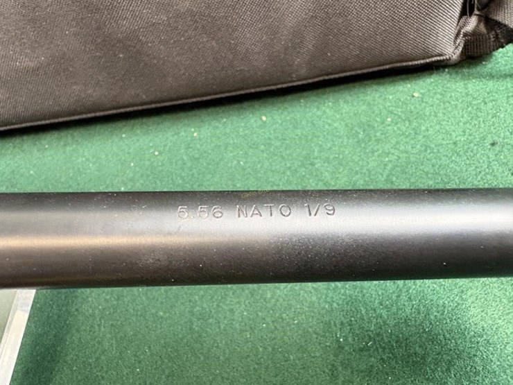 smith-&-wesson-m&p-15-5.56-ar-rifle-image-7