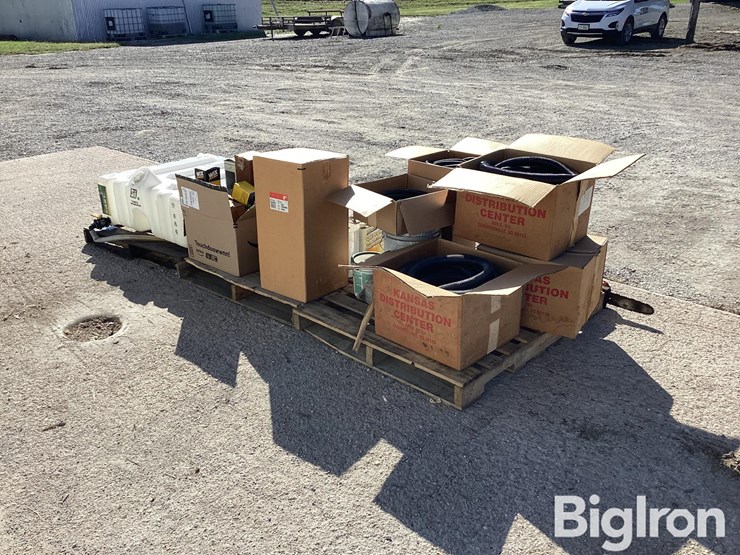 50-gal-plastic-oil-tank-&-other-miscellaneous-items-image-5