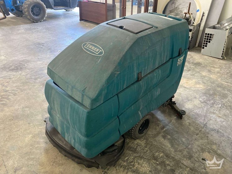 tennant-m5700-electric-floor-scrubber-image-13