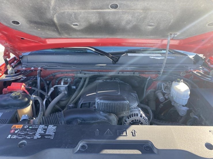 2013-gmc-2500-image-14