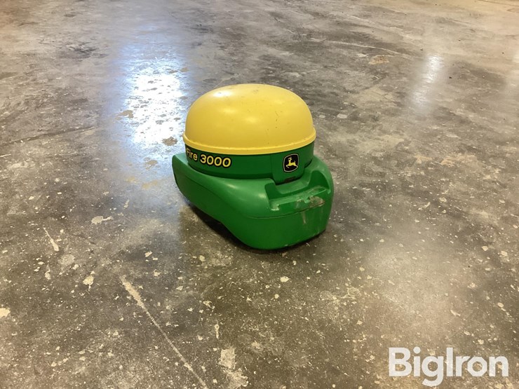 2015-john-deere-3000-image-4