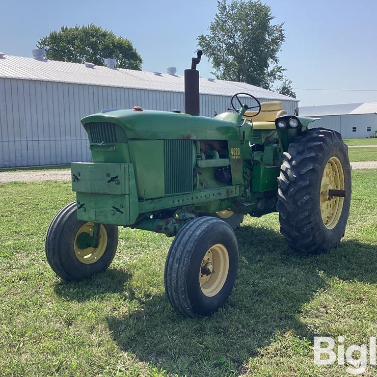 JOHN DEERE 4020
