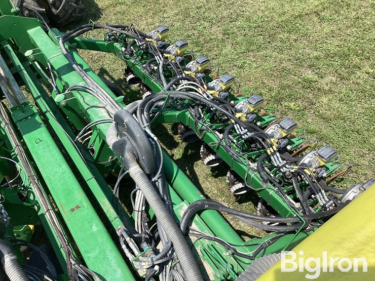 2012-john-deere-1790-image-13