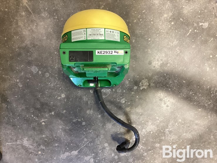 2015-john-deere-3000-image-12