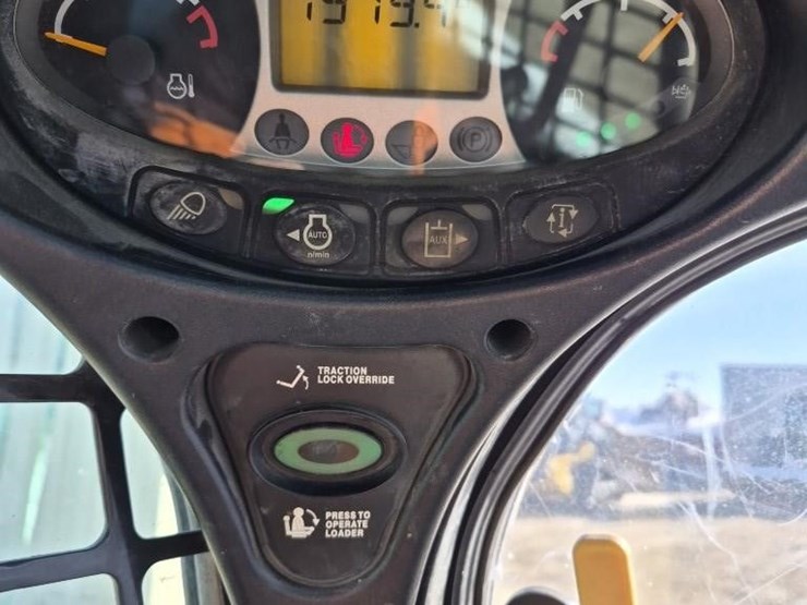 bobcat-t770-image-17