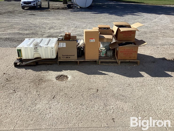 50-gal-plastic-oil-tank-&-other-miscellaneous-items-image-6