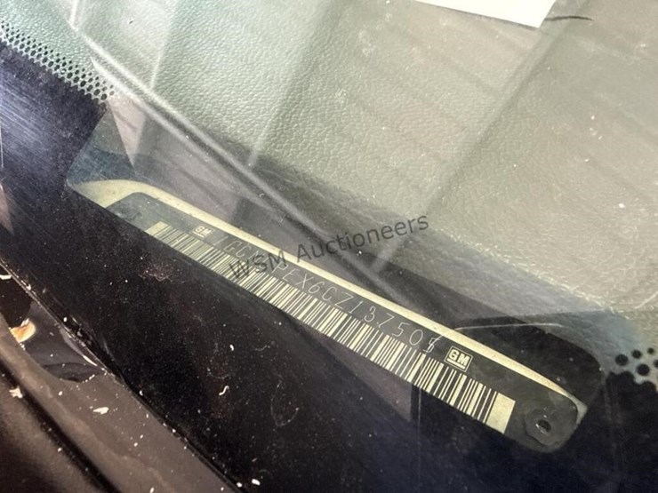 2012-chevrolet-silverado-1500-image-19