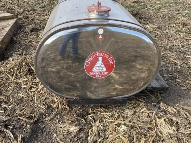 chen-farm-stainless-tanks-image-2