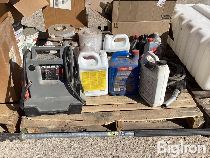 50-gal-plastic-oil-tank-&-other-miscellaneous-items-image-17