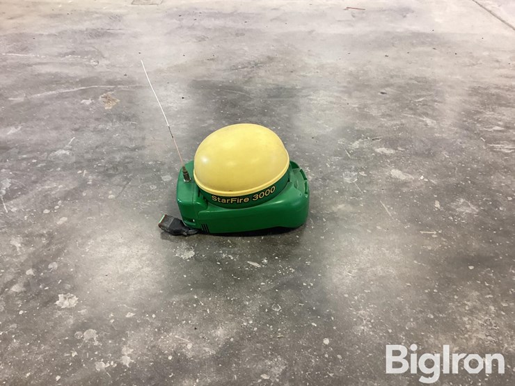 2011-john-deere-3000-image-4