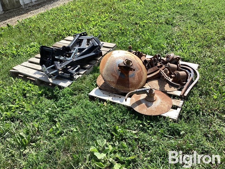 john-deere-2700-image-1