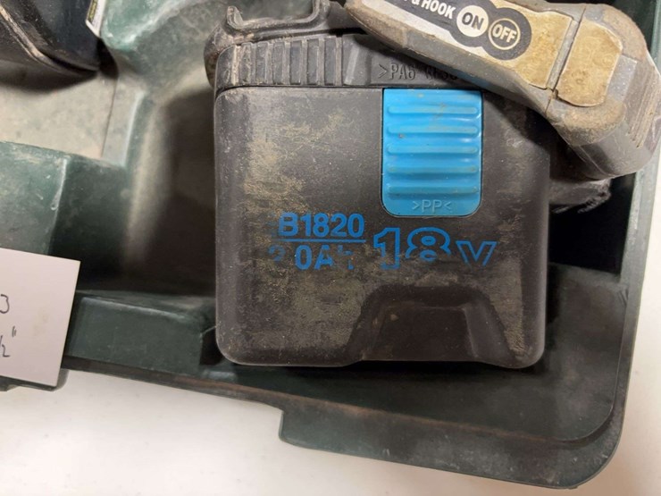 john-deere-12-image-2