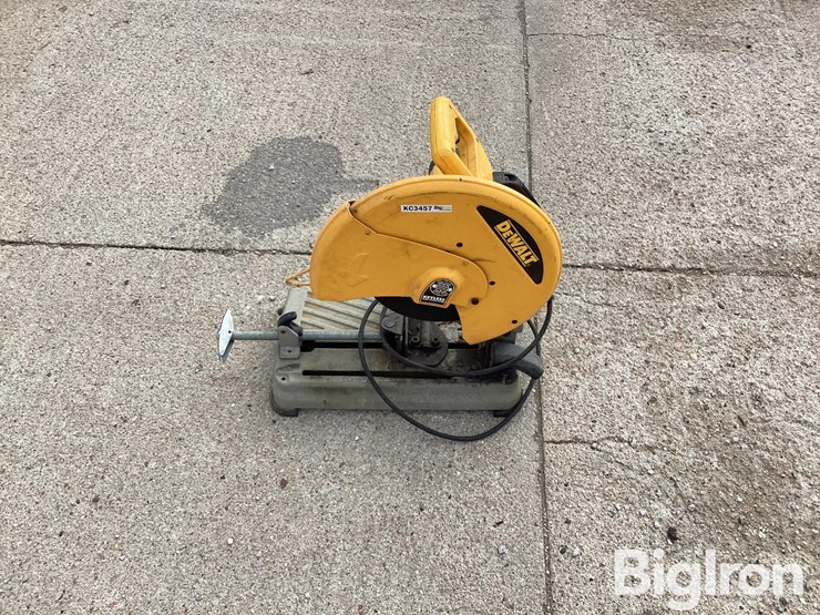 dewalt-chop-saw-image-8