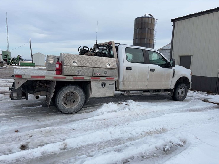 2020-ford-f350-image-3